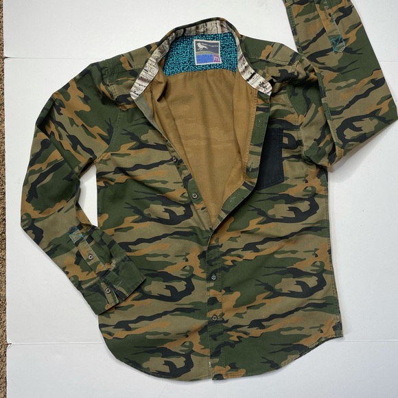 Modern Amusement Long Sleeve Men's Medium - Picture 9 of 10